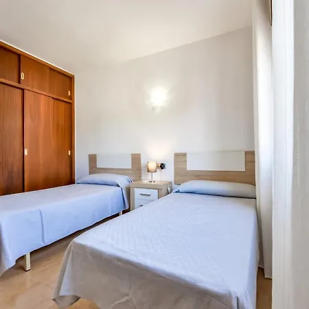 Benicolada - Grupo Turis * Κάλπε