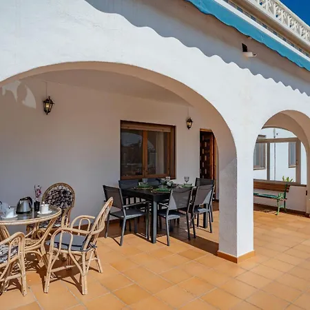 Villa Benicolada - Grupo Turis *